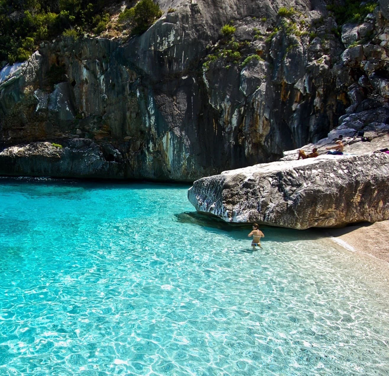 День 3. Санта Тереза Галлура та острів Спарджі